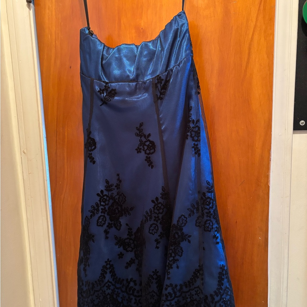 Blondie Nites by Stacy Sklar blue mini Dress. Black Lace. Size 7